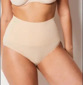 AUREN™ Shaping Thong – for a perfect silhouette every day